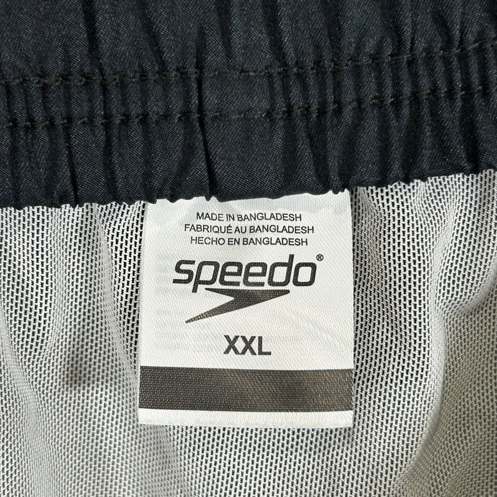 Speedo Swim Trunks Shorts Mens XXL Black And Gray Lined Drawstring Pocket UPF 50